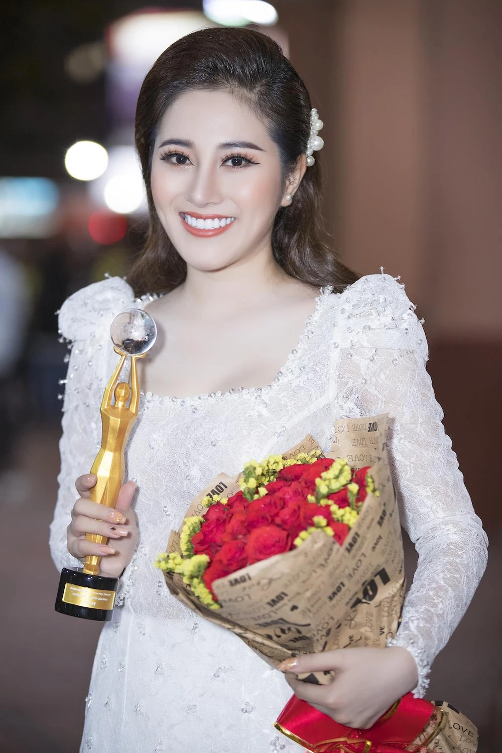 Tố My phản pháo những ai dè bỉu bolero ngay trên sân khấu ảnh 4