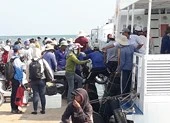 Chính thức thu phí du khách đến đảo Lý Sơn