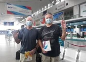 2 bệnh nhân người Anh ở Đà Nẵng nhiễm COVID-19 về nước