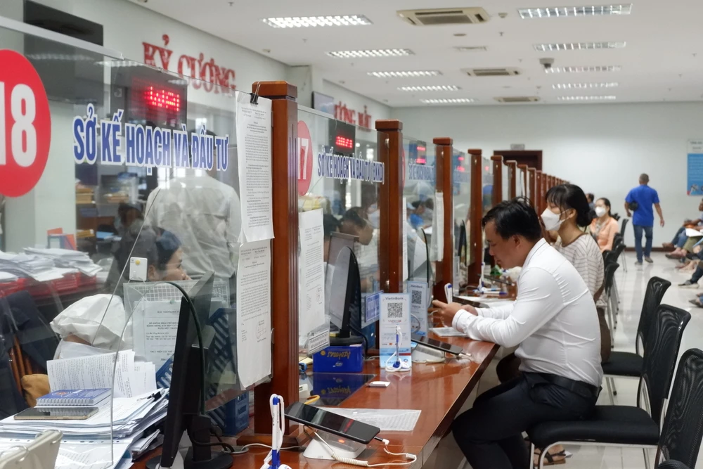 Cửa tiếp nhận thủ tục hành chính của Sở KH&ĐT Đà Nẵng. Ảnh: TẤN VIỆT Cửa tiếp nhận thủ tục hành chính của Sở KH&ĐT Đà Nẵng. Ảnh: TẤN VIỆT