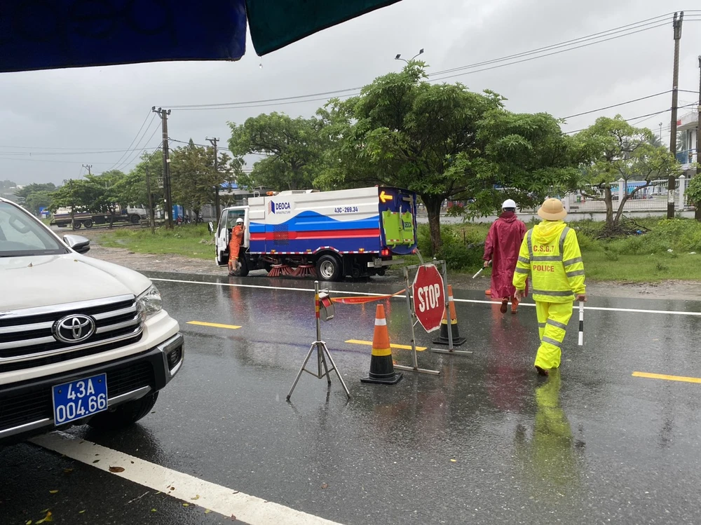 mưa lớn ngập lụt đà nẵng