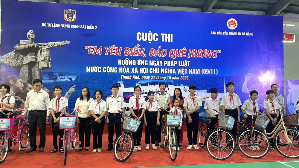 cảnh sát biển học bổng đà nẵng iuu