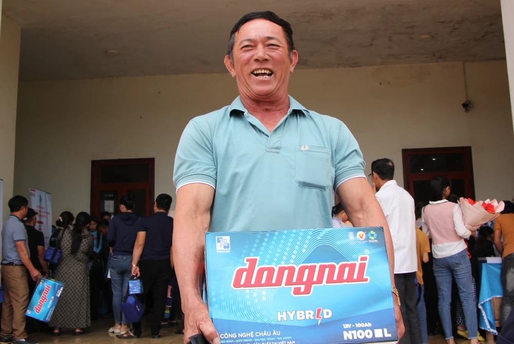 chương trình ngư dân quảng bình đèn trên biển