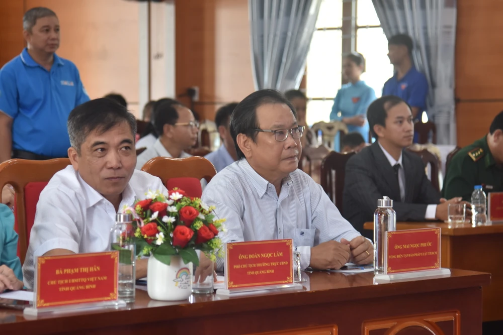 ngư dân đèn trên biển quảng bình pháp luật tphcm