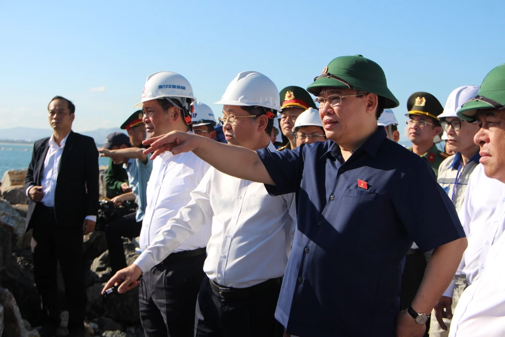 chu tich quoc hoi 2.JPG