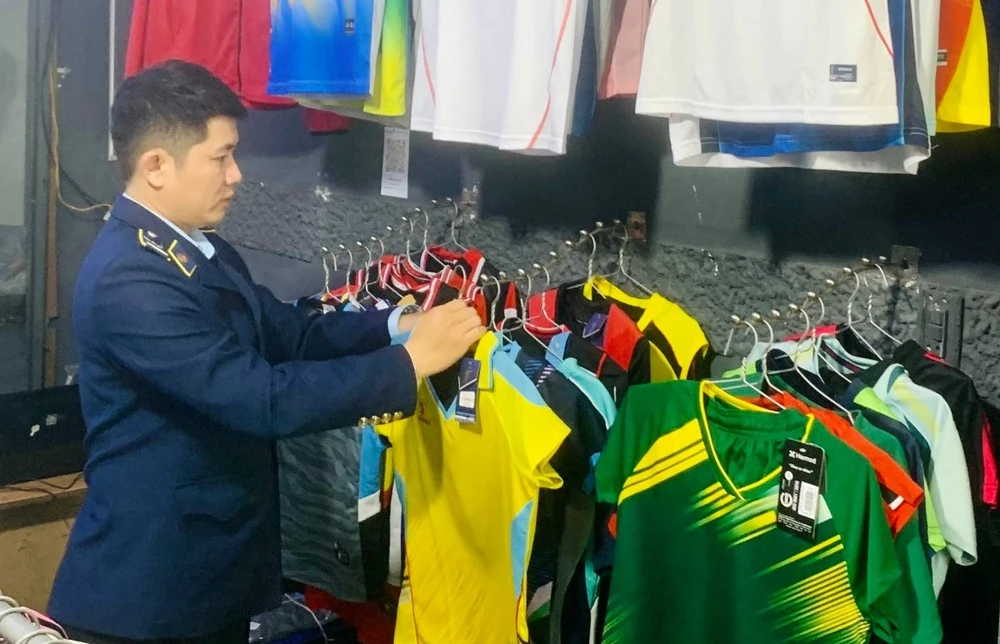 sản phẩm giả mạo nhãn hiệu