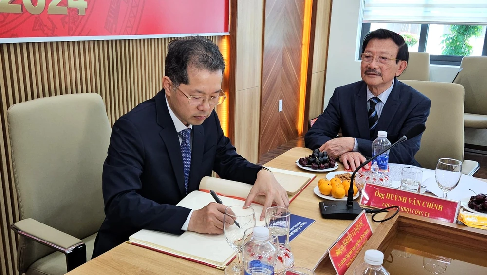 bí thư đà nẵng nguyễn văn quảng