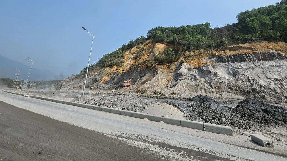 công trường trộm đất đà nẵng