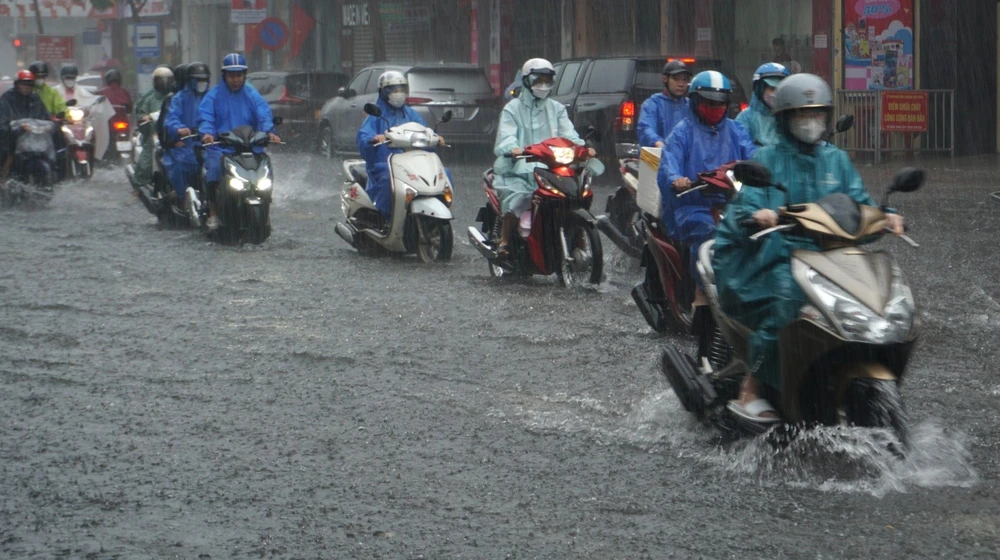 ngập nhiều tuyến đường ở đà nẵng