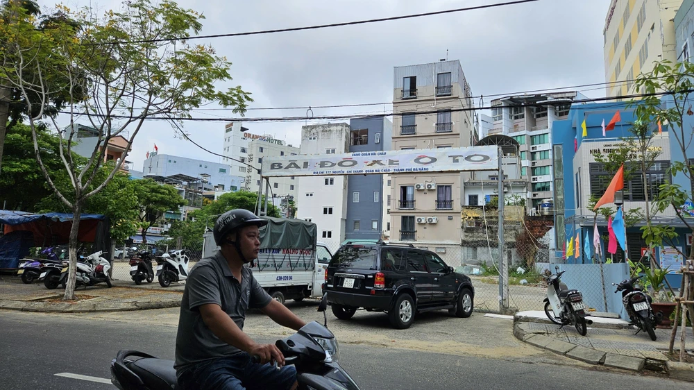 bai-do-xe-da-nang.jpg