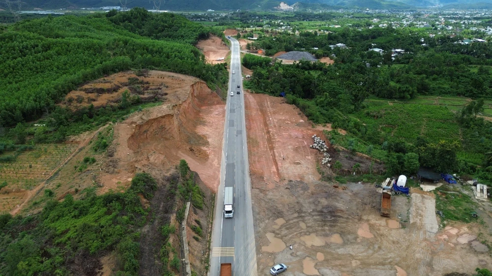 cao tốc Hòa Liên – Túy Loan