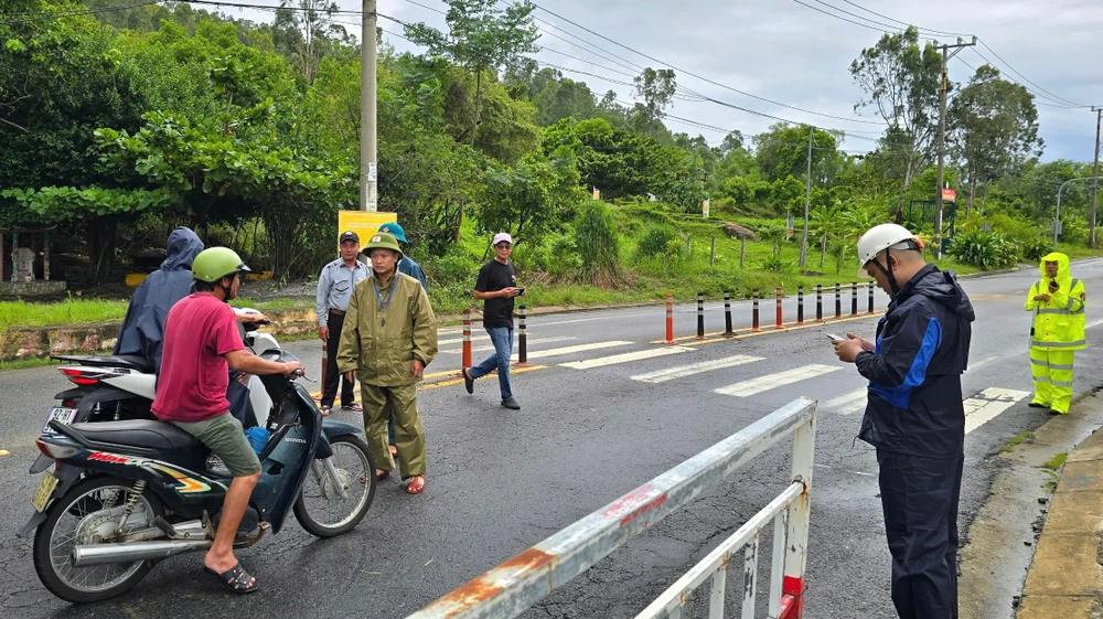 bão trà mi đà nẵng