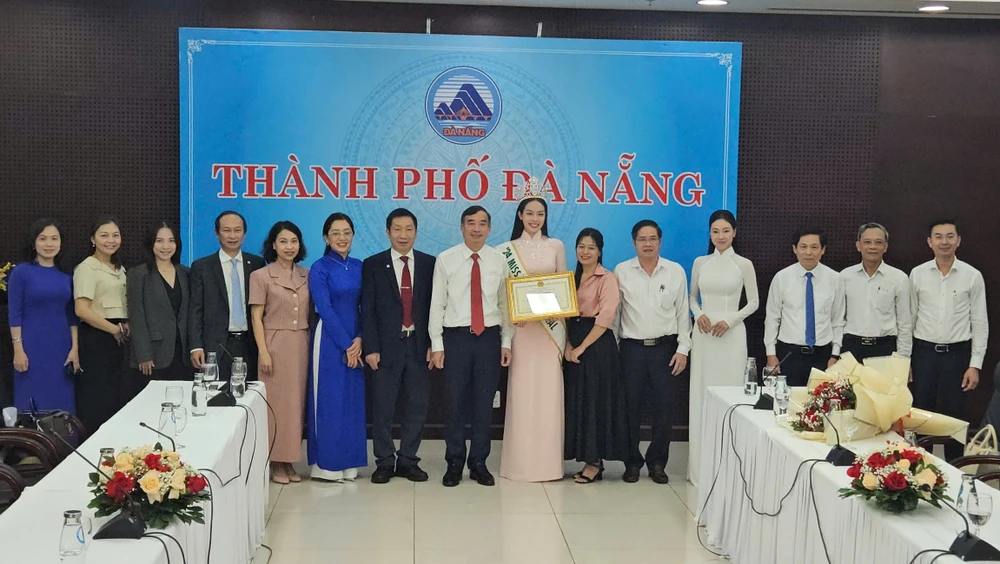 hoa hậu thanh thủy đà nẵng