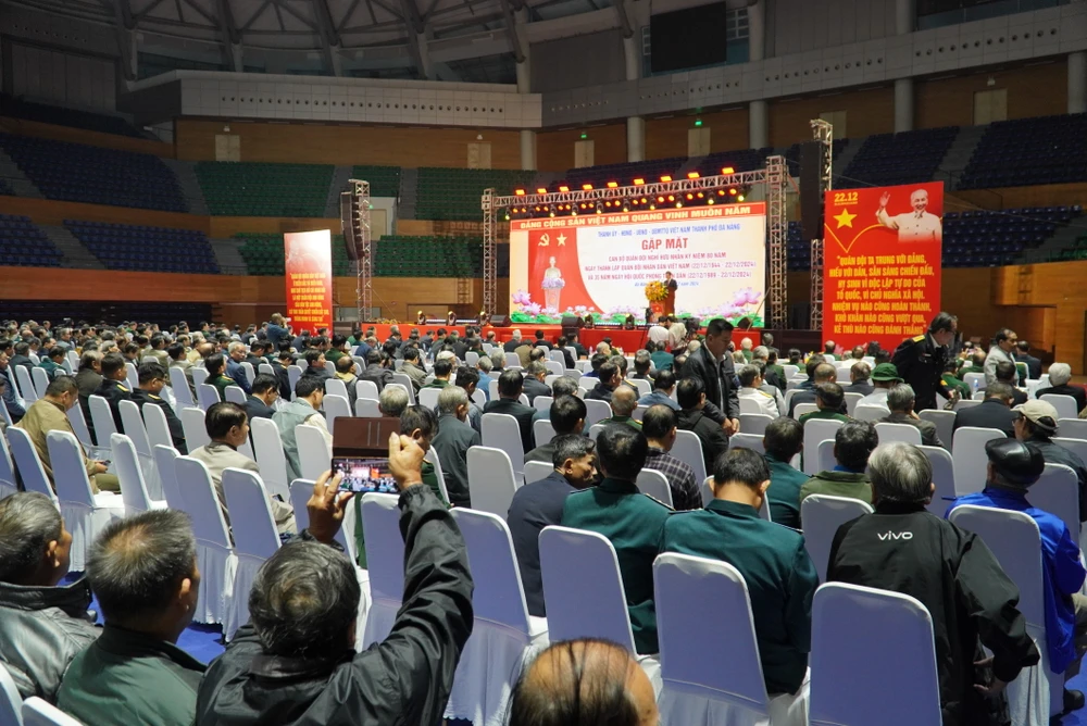 Đội ngũ cán bộ đà nẵng