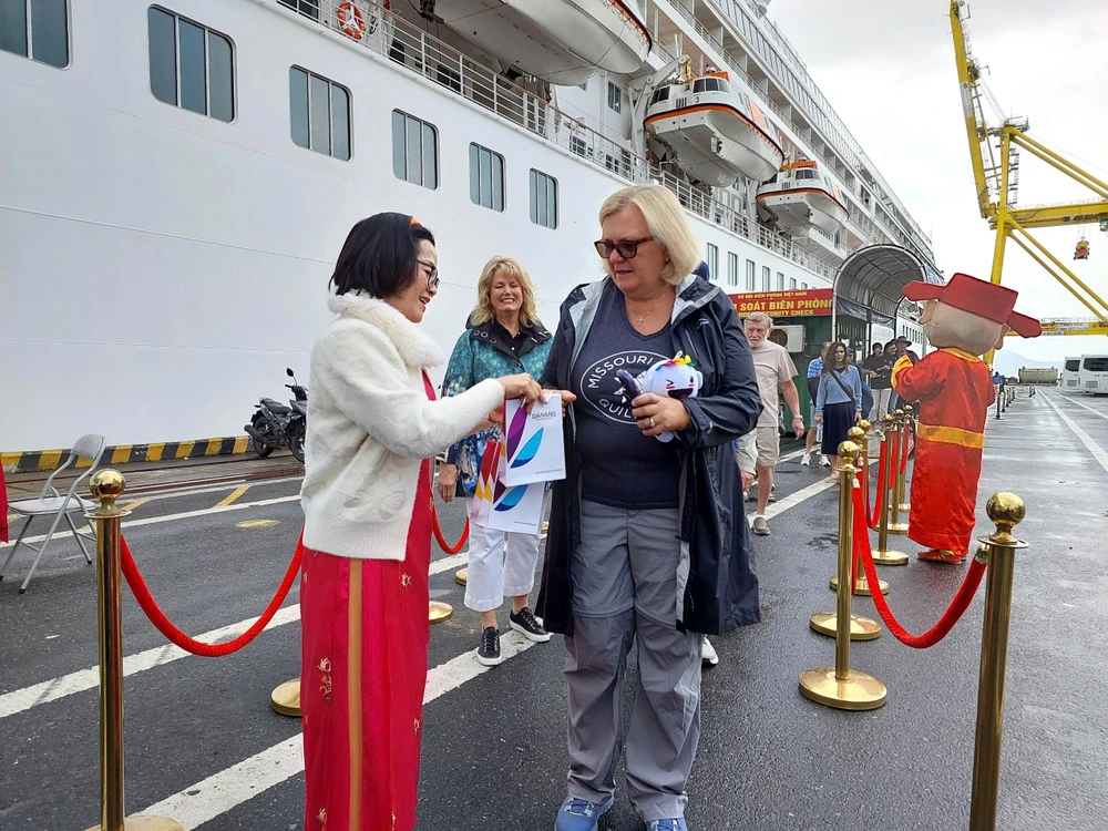 tết nguyên đán 2025