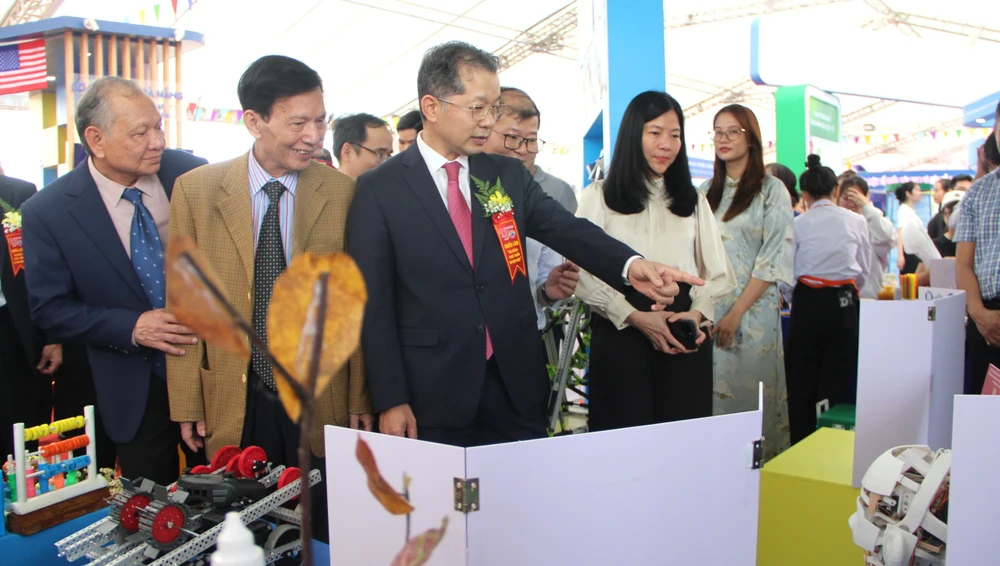 triển lãm lớn nhất từ trước đến nay tại Đà Nẵng