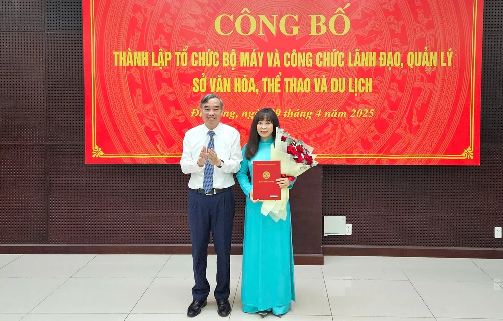 dàn lãnh đạo sở