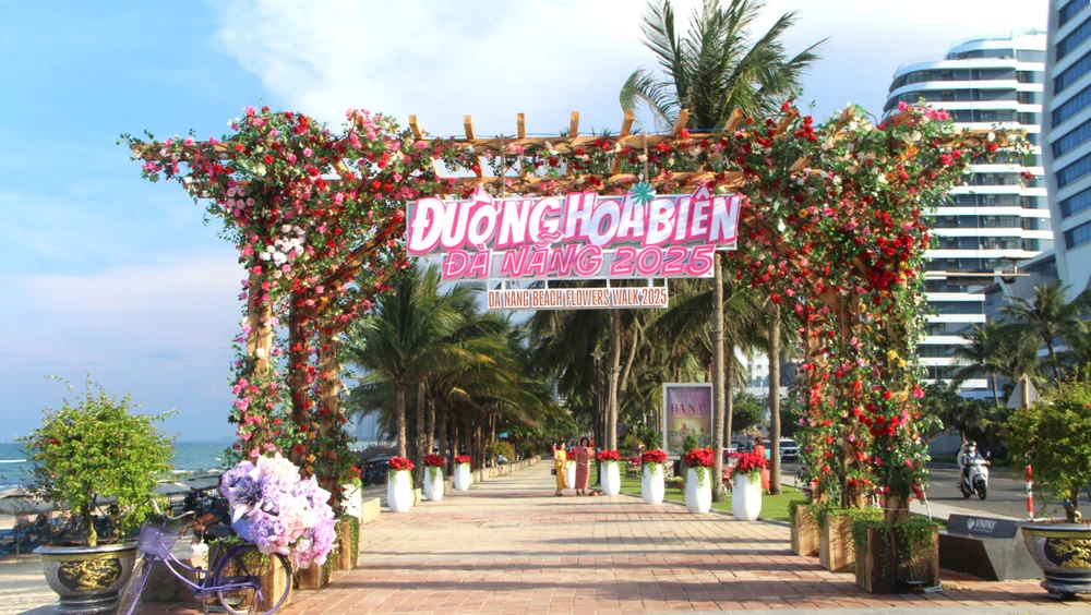 đường hoa biển đà nẵng