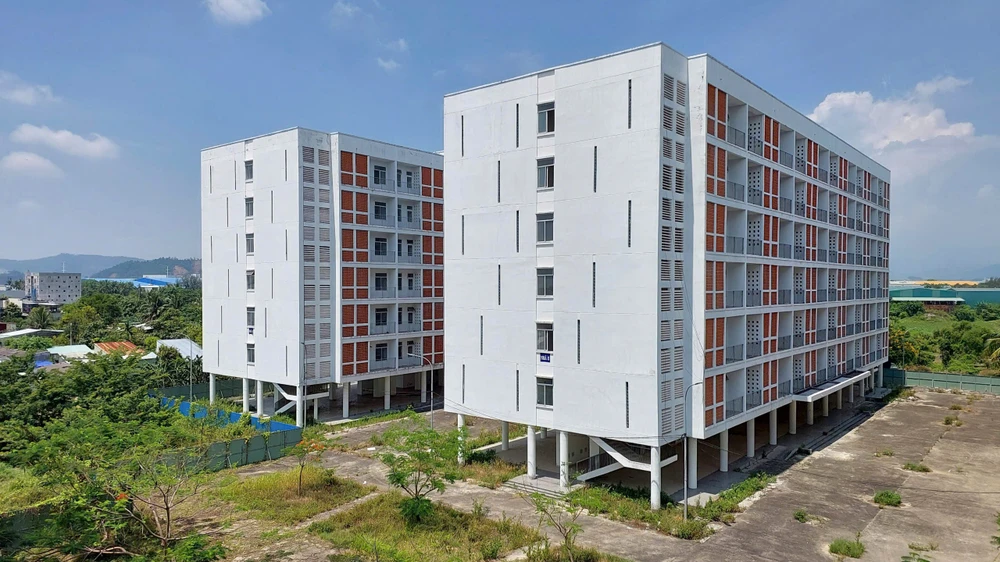 Ký túc xá phía Tây Đà Nẵng. Ảnh: TẤN VIỆT