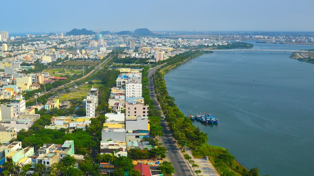 tổ hợp pháo hoa đà nẵng