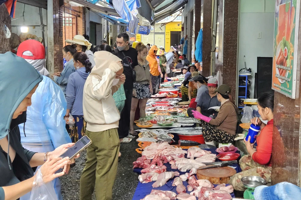 tích trữ lương thực