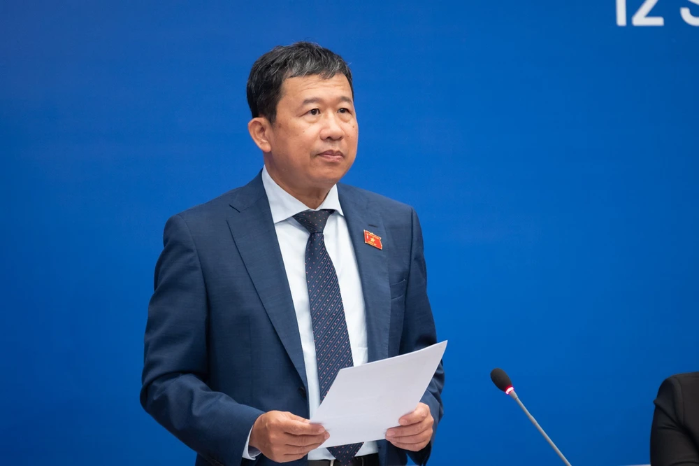 Ông Vũ Hải Hà, Phó Trưởng BTC Hội nghị nghị sĩ trẻ toàn cầu lần thứ 9, chia sẻ tại buổi họp báo.