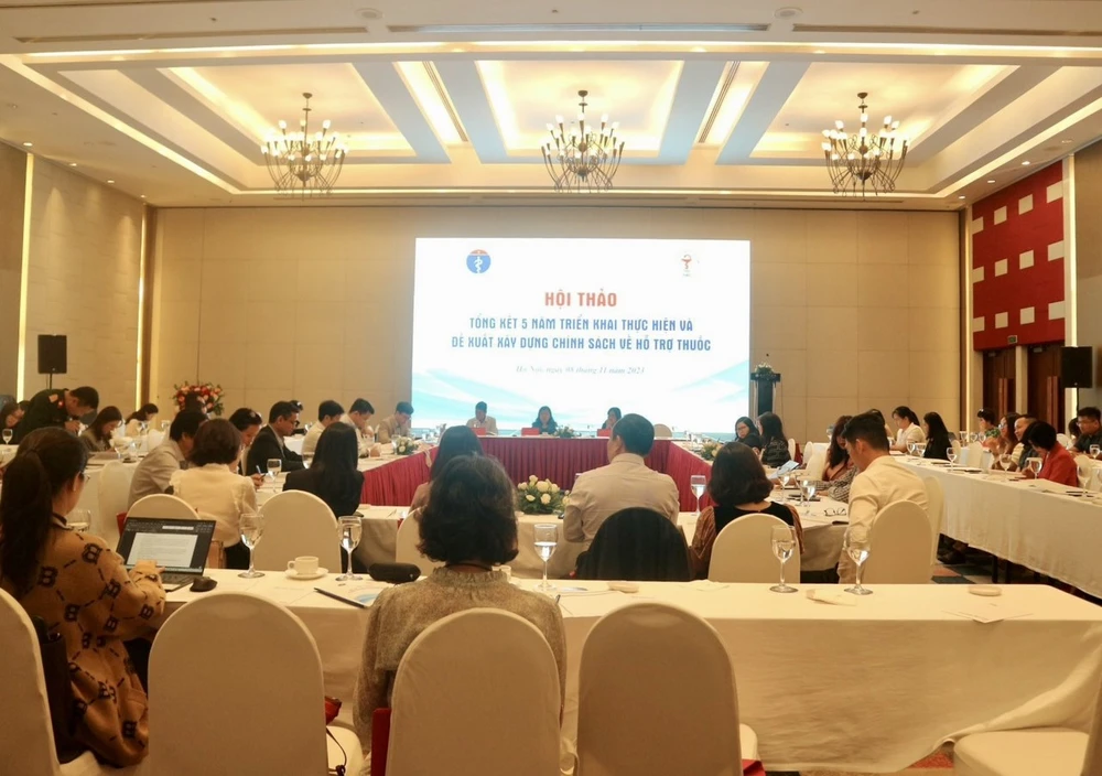 hỗ trợ thuốc cho người mắc bệnh hiểm nghèo