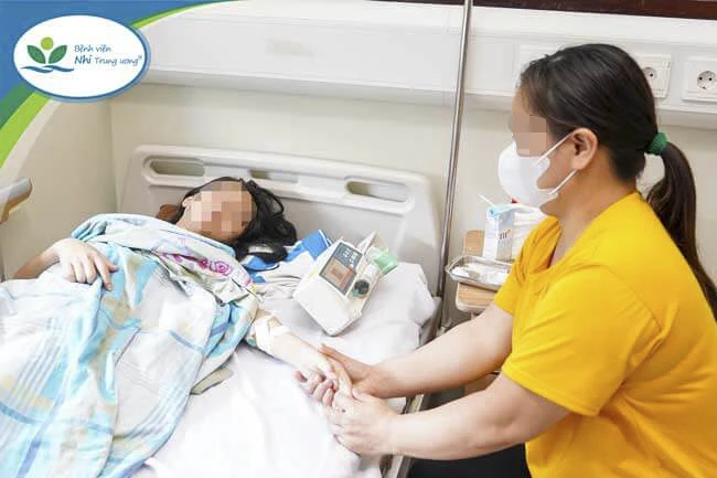 trẻ bị đuối nước.jpg