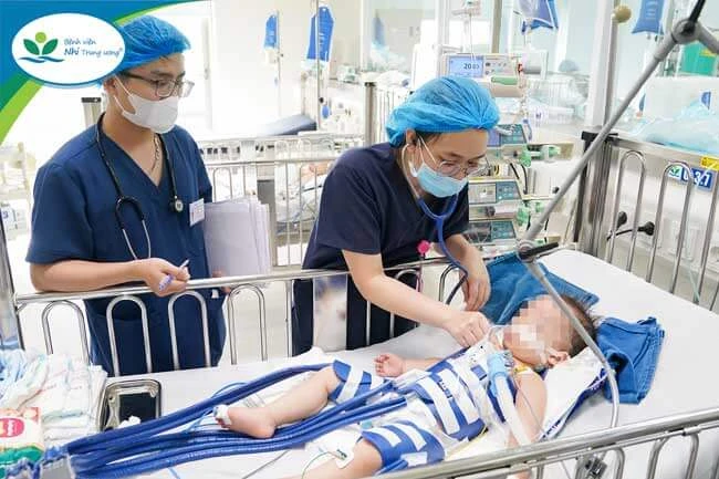 trẻ đuối nước.jpg