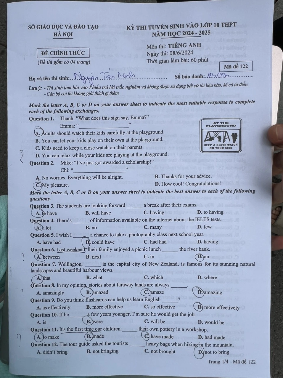 Đề thi môn tiếng Anh vào lớp 10 tại Hà Nội 1.jpg