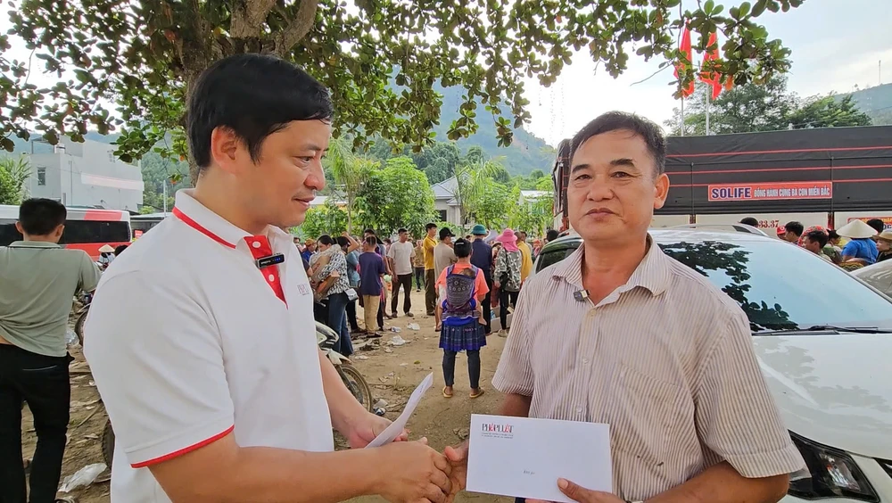 xã Cốc Lầu 1.jpg