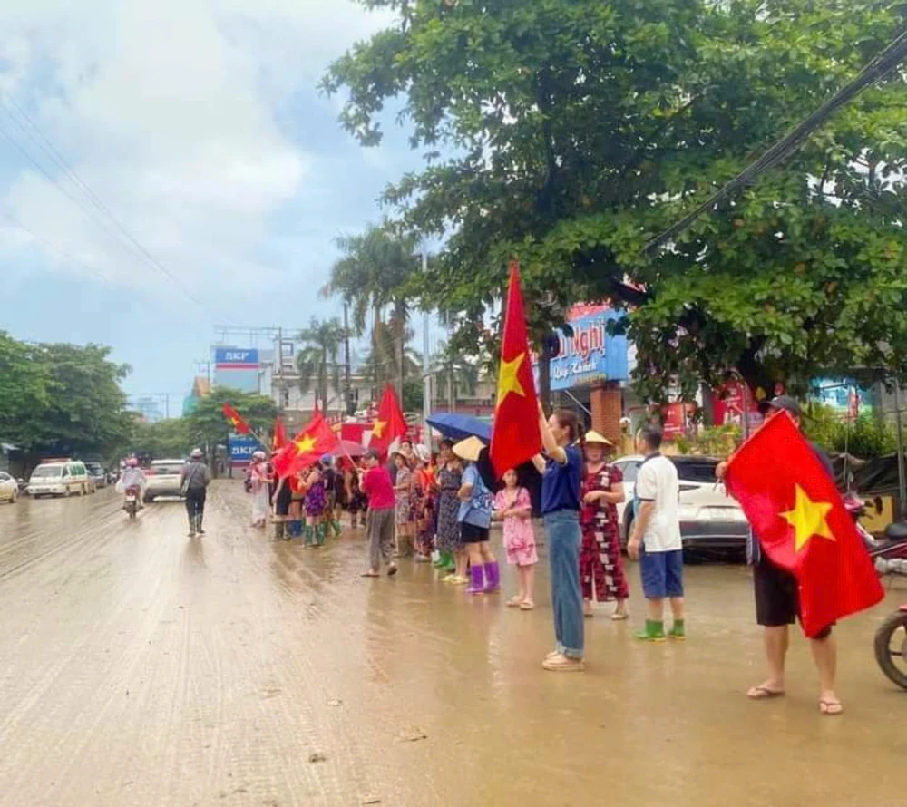 người dân yên bái 1 (7).jpg