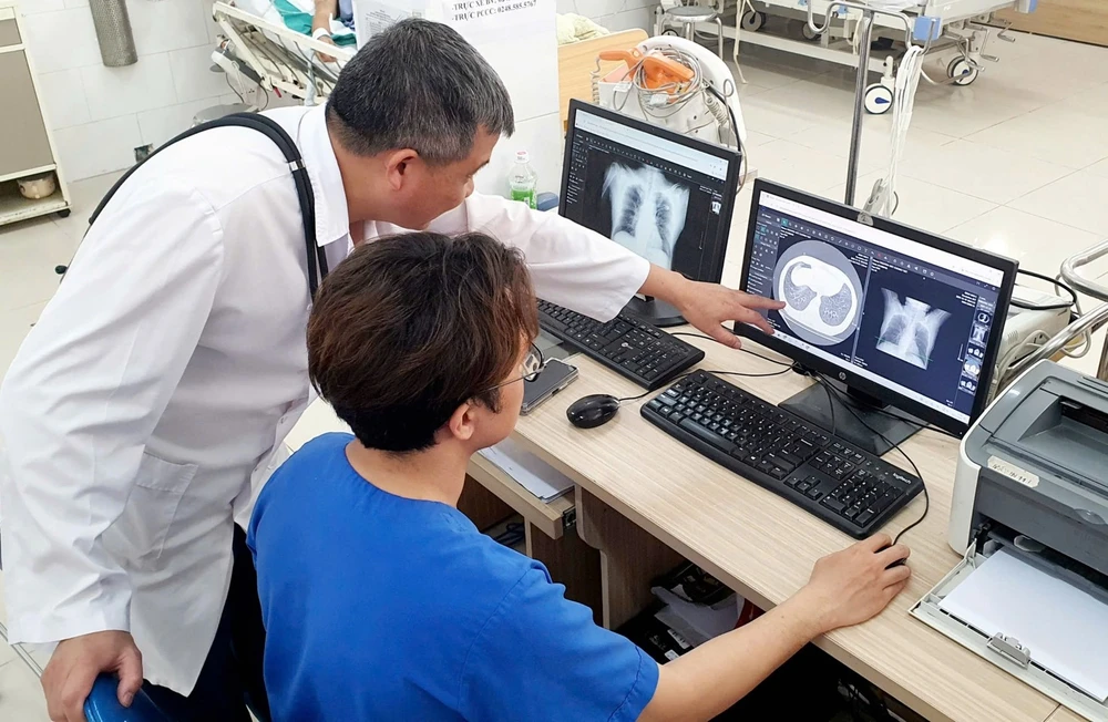 cháy quán cà phê 2.jpg