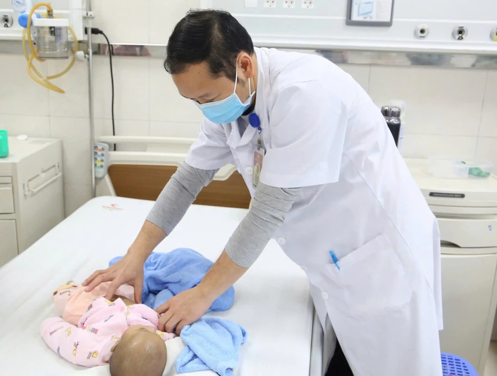 teo mật bẩm sinh