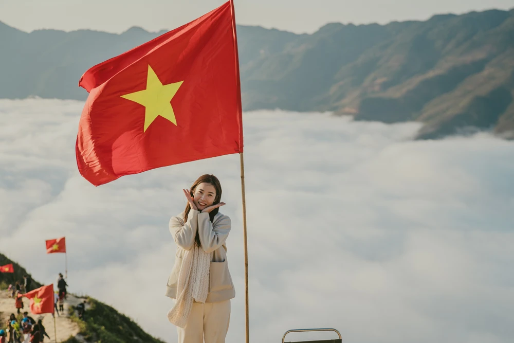 Nếu là người yêu khám phá thiên nhiên miền rẻo cao Tây Bắc và muốn có cơ hội trải nghiệm săn mây, du khách sẽ không muốn bỏ lỡ thiên đường mây Tà Xùa.