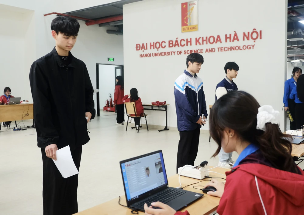 đại học bách khoa hà nội 1.jpg