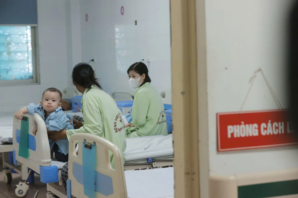 lây nhiễm chéo bệnh sởi