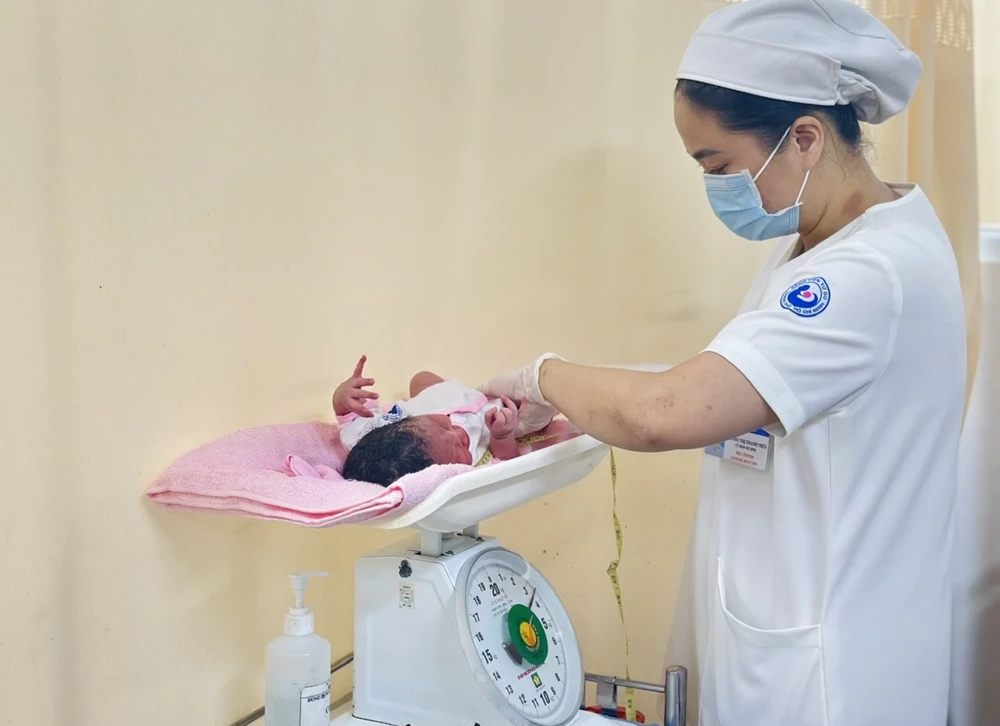 quy định về số con