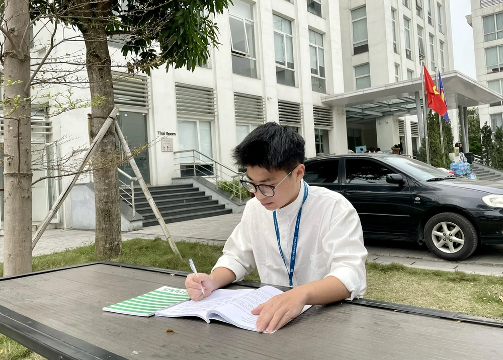 thi tốt nghiệp THPT 2.jpg