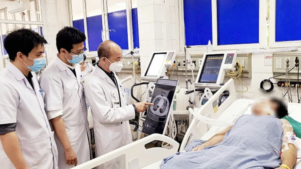 người lớn mắc sởi