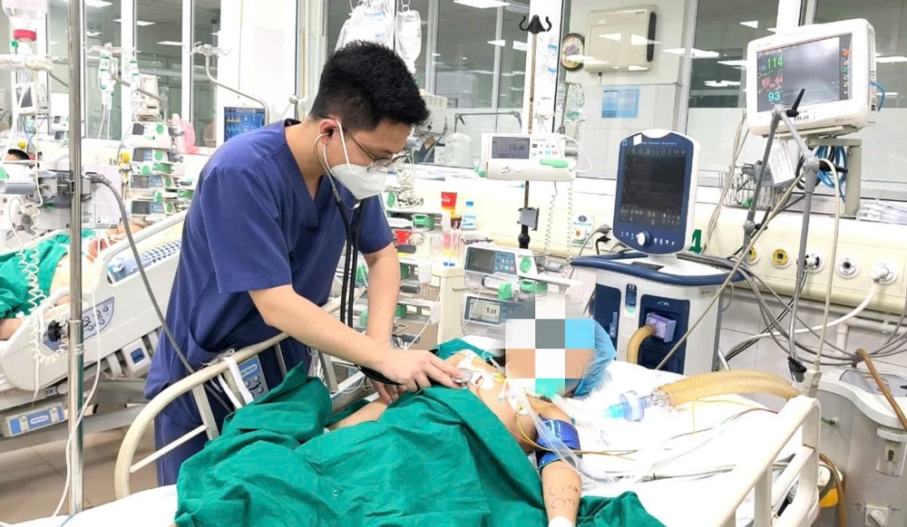 nguy kịch vì uốn ván