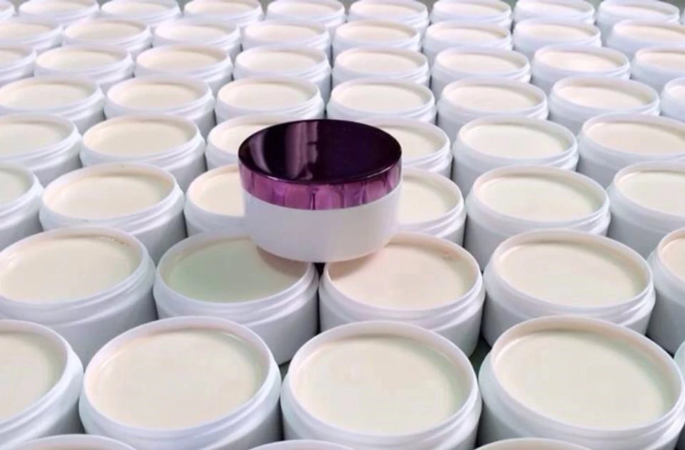 thu hồi 9 loại mỹ phẩm.jpg