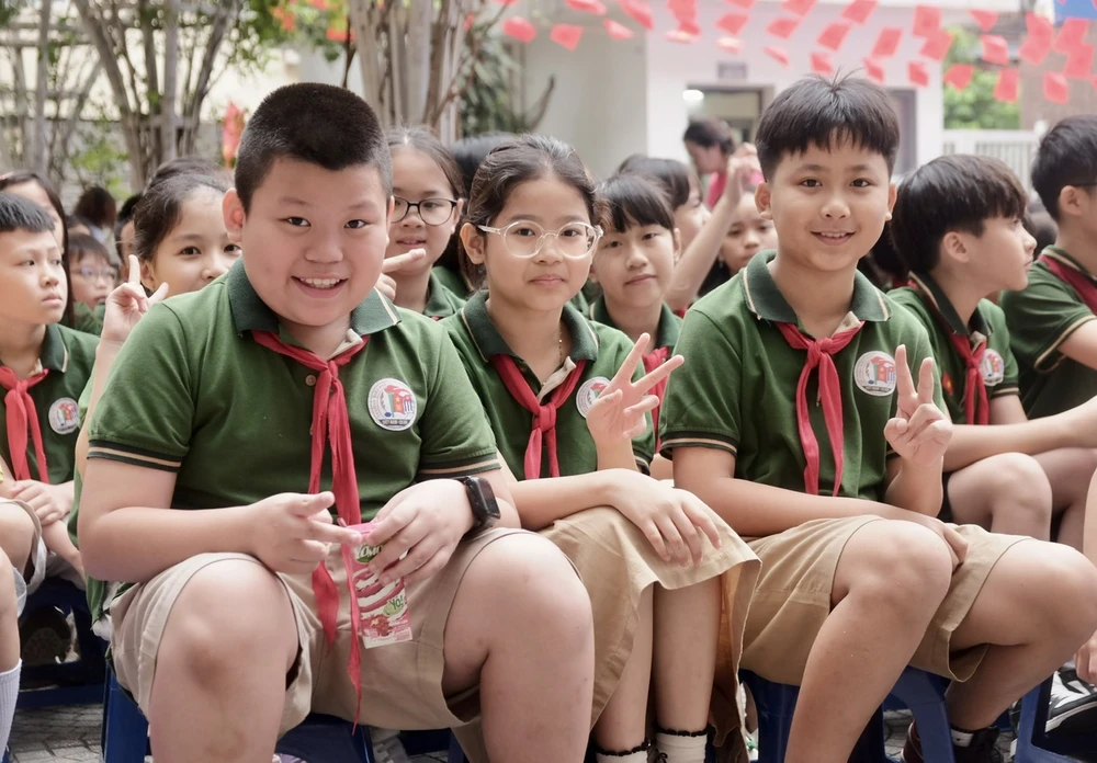 Học sinh tiểu học