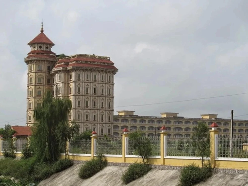 Trường Đại học Hà Hoa Tiên