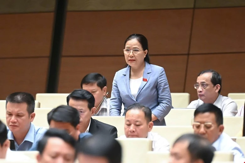 quá tải bệnh viện tuyến trên 0.jpg