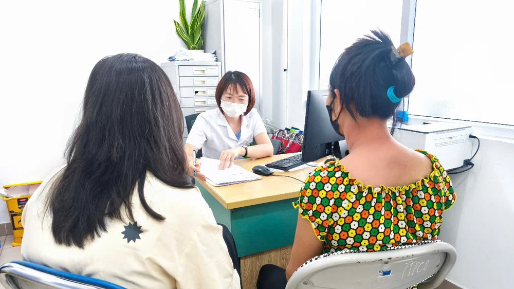 tắc nghẽn dòng máu từ gan về tim