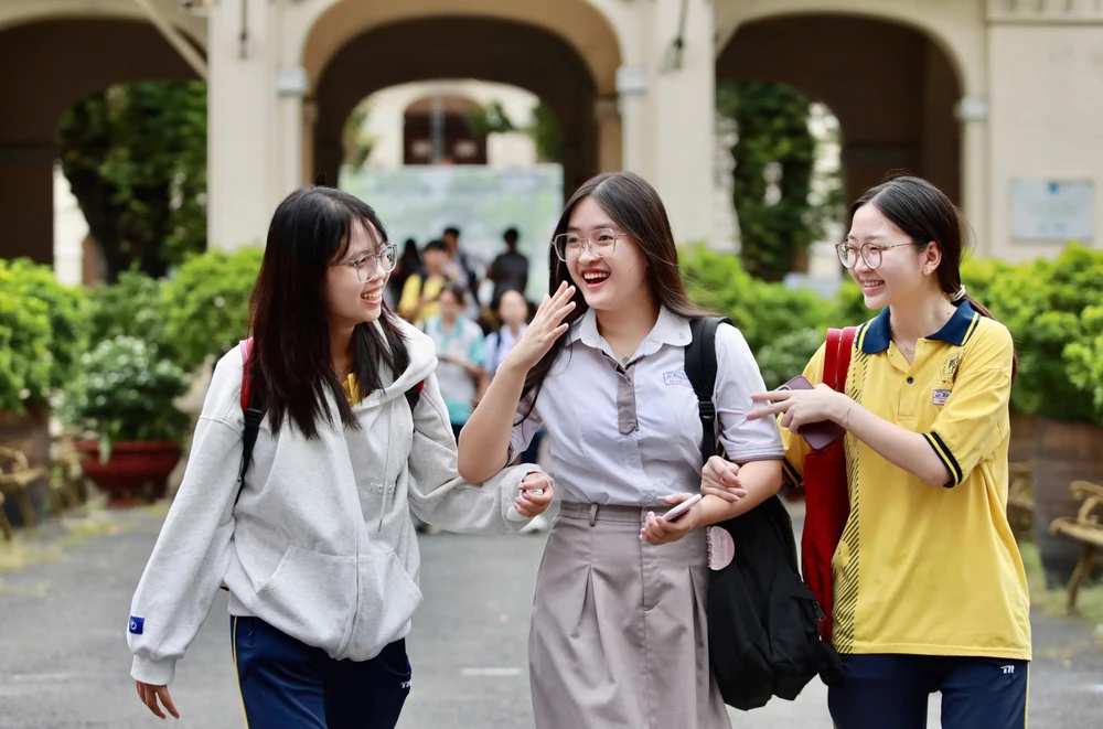 thi tốt nghiệp THPT 2025