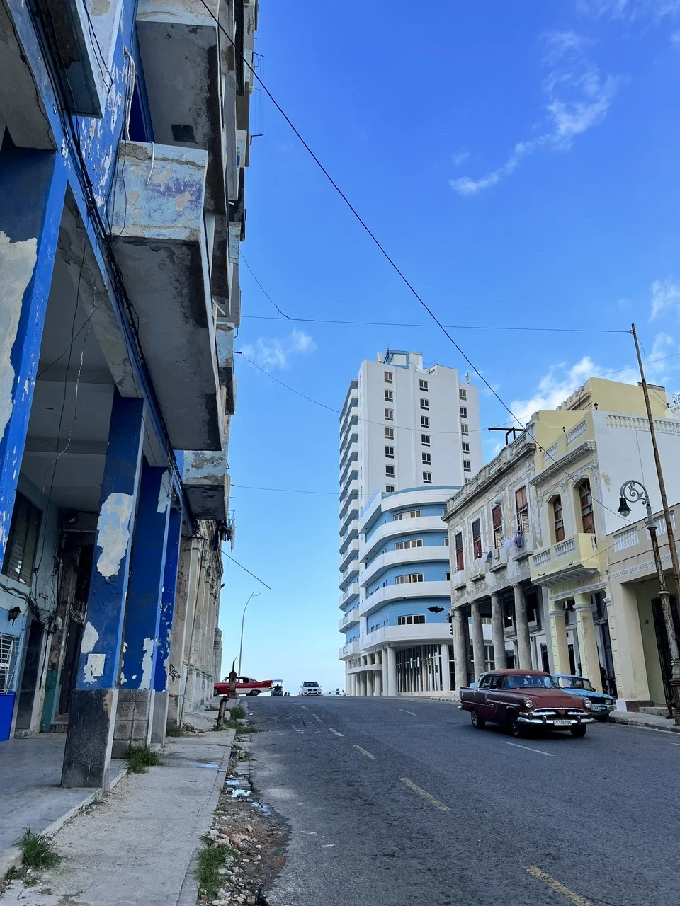 ĐƯỜNG PHỐ CUBA SÁNG.JPG