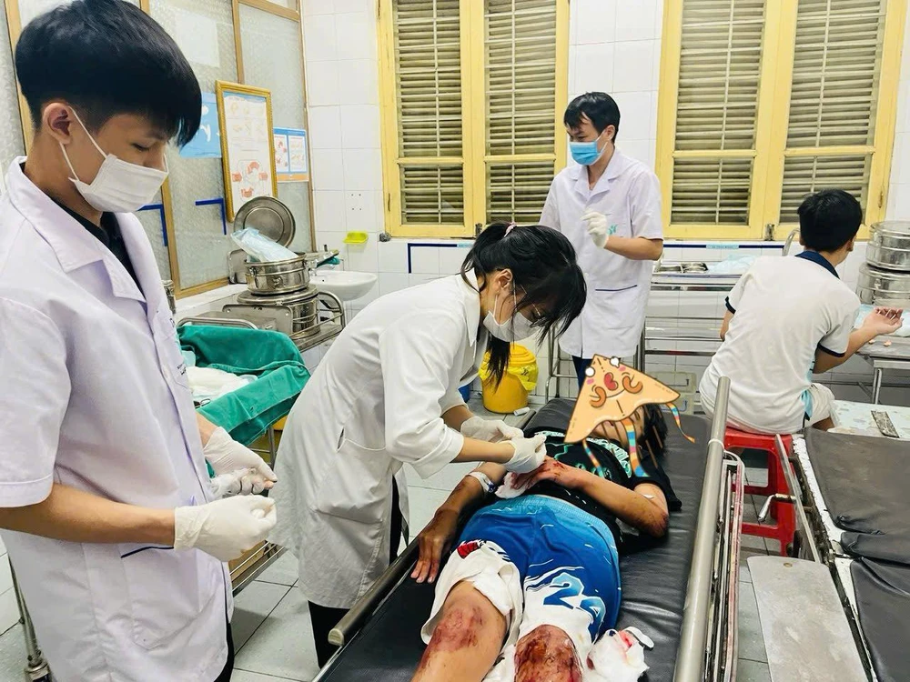 Lốc xoáy ở Ninh Bình