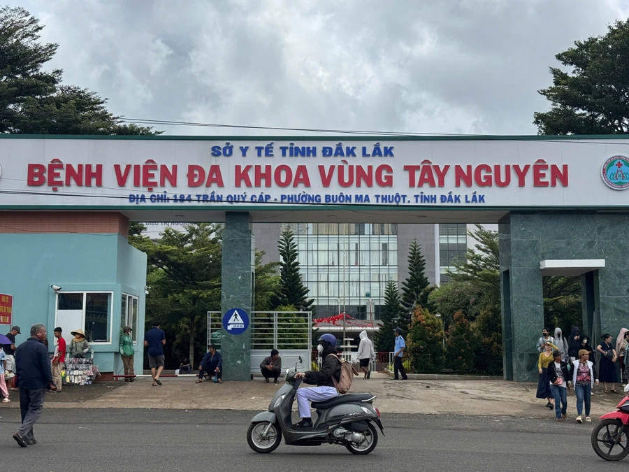 nội soi tán sỏi bằng laser.jpg